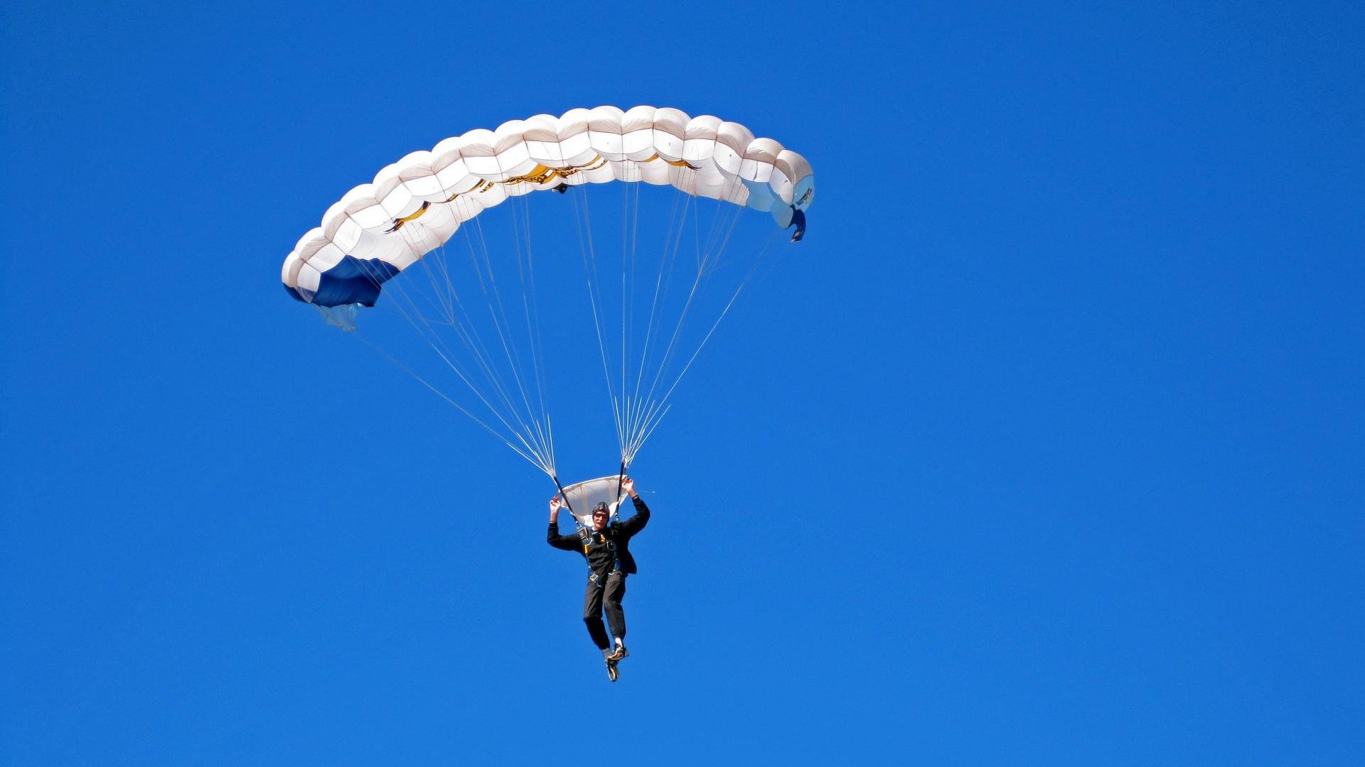 维尔·冯·威克:全场节奏掌控者,助力南非队打破对方防线,冯克劳维茨